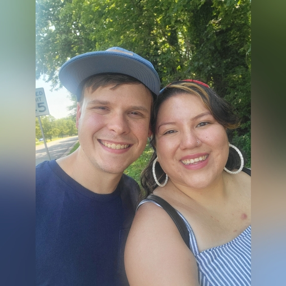 Meet your Posher, Gabriela - Picture 2 of 6